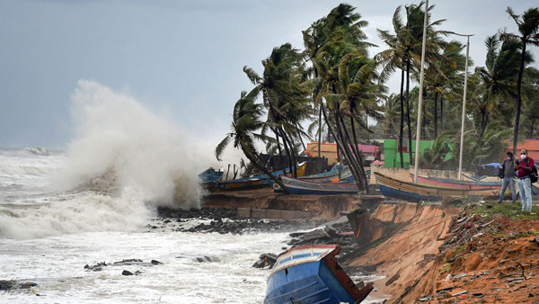 Cyclone Ditva To Hit On November 30 Tamil Nadu-Andhra Costal In Forecast