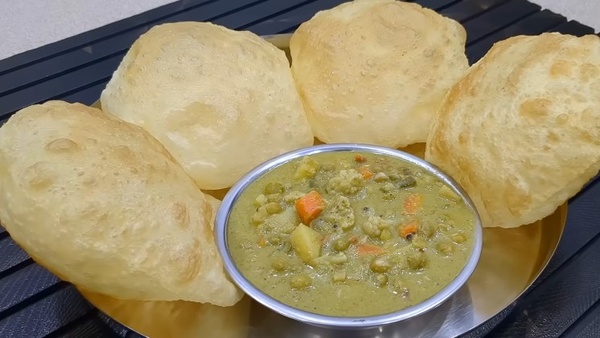 How To Make Hotel Style Smooth Puri Tricks In Kannada