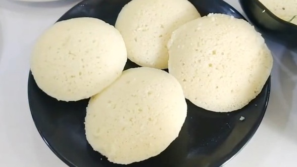 How To Make Special Mandakki Idli For Breakfast At Home In Kannada