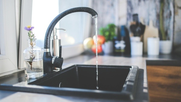Kitchen Hacks How To Remove Blockage From Sink Use These Two tricks Kitchen Hacks How To Remove Blockage From Sink Use These Two tricks