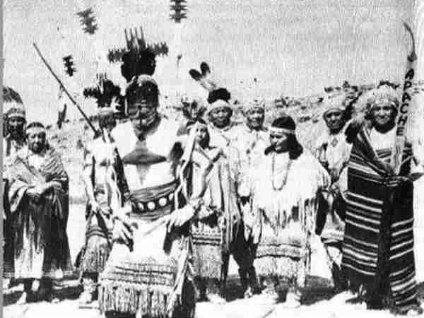 ചരിത്രത്തിലുറങ്ങുന്ന ക്രൂരതകള്‍ 