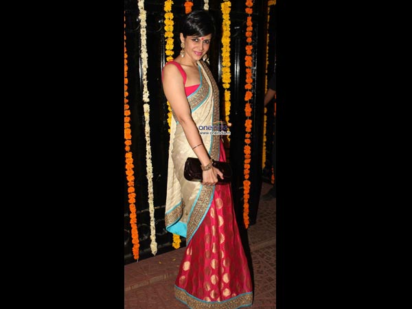 ബോളിവുഡ് ലെഹംഗ സാരിയില്‍