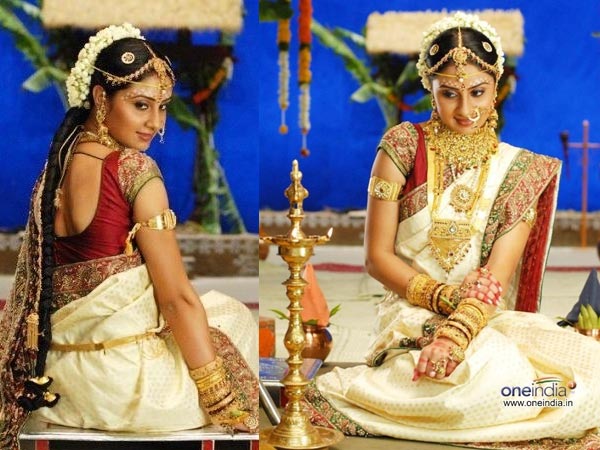 വിവാഹവസ്ത്രങ്ങളിലെ വൈവിധ്യം