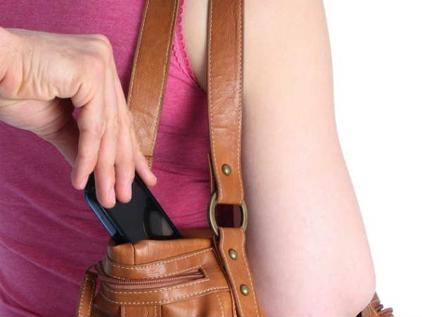 സ്ത്രീ യാത്രക്കാരുടെ ശ്രദ്ധയ്ക്ക്‌