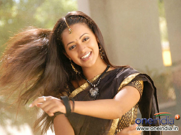 ഭാവന വിവിധ വസ്ത്രങ്ങളില് ഭാവന വിവിധ വസ്ത്രങ്ങളില്