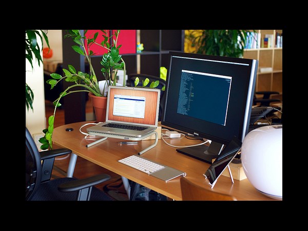 നിങ്ങളെത്തന്നെ തിരിച്ചറിയൂ നിങ്ങളെത്തന്നെ തിരിച്ചറിയൂ