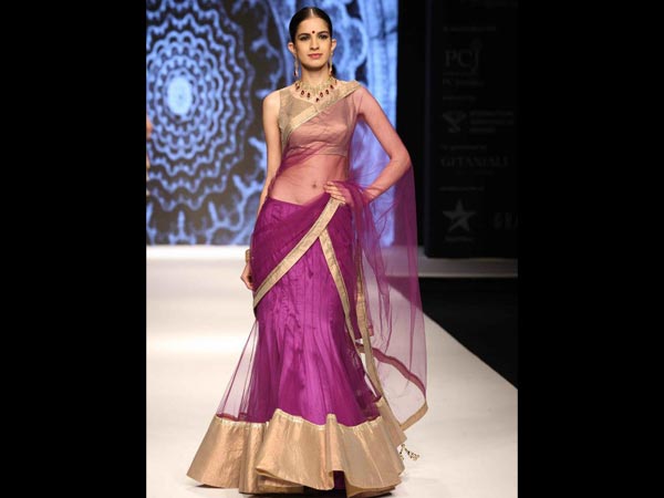 നെറ്റ് ലെഹംഗ