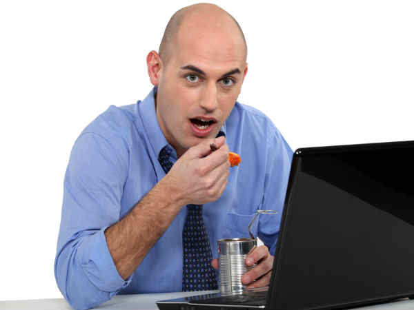 പായ്‌ക്കറ്റില്‍ നിന്നുള്ള കഴിക്കല്‍