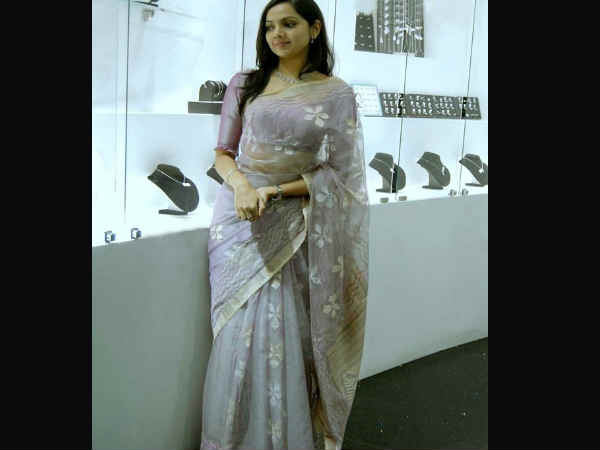 സംവൃത സുനില്‍