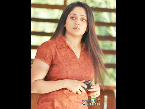 കാവ്യ മാധവന്‍