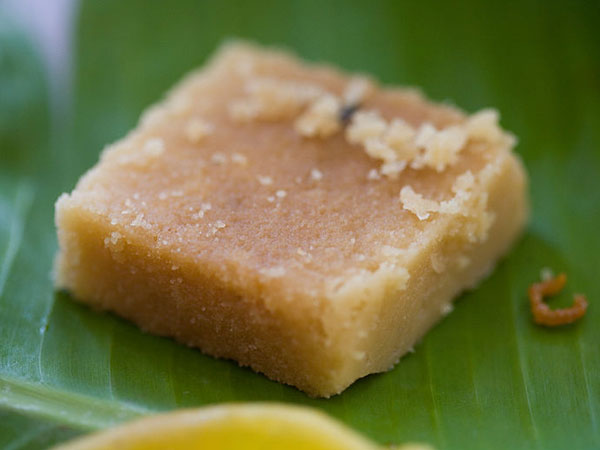 മൈസൂര്‍ പാക്ക്. 