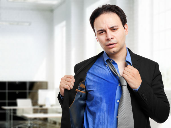 നാക്ക്‌ കുഴഞ്ഞുപോവുക