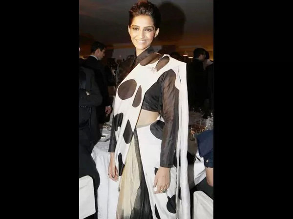 വരകള്‍, കുത്തുകള്‍