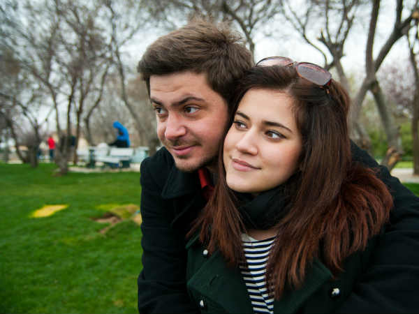 കാല്‍പ്പനികത ആവാം