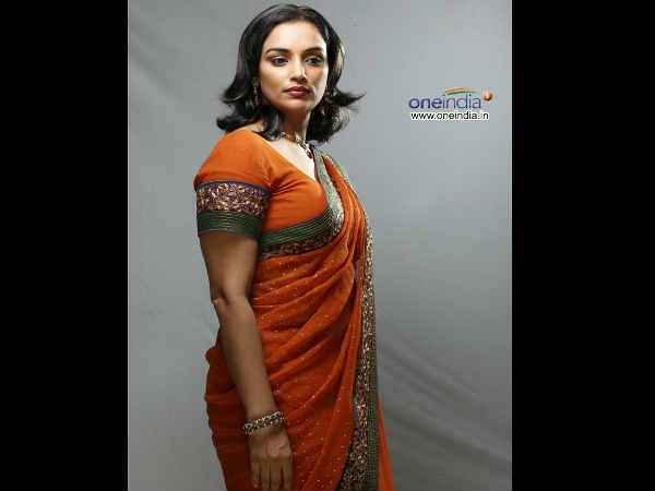 വെറുതേയല്ലാ, ശ്വേതാ മേനോന്‍