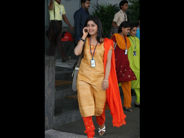 സല്‍വാറില്‍ 