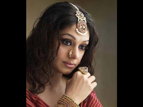 ശോഭനയെ കാണൂ 