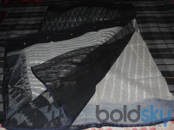  ധാക്കൈ സംദാനി സാരി