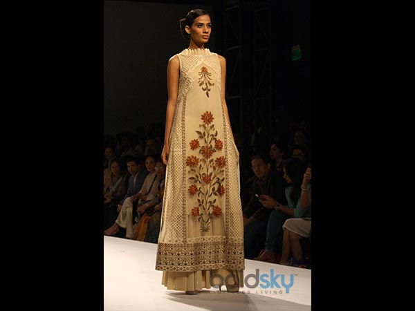 വില്‍സ്‌ ഫാഷന്‍, അഷിമ ഫാഷന്‍