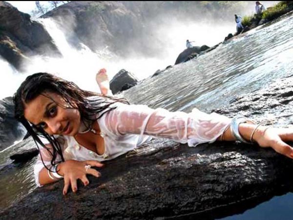  പൂജാ ഗാന്ധി