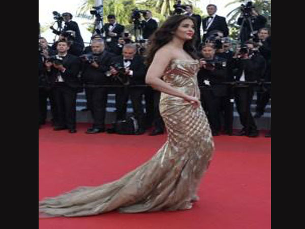 ഐശ്വര്യയുടെ കാനിലെ വിവിധ ചിത്രങ്ങള്‍