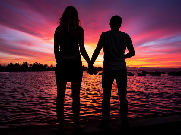 പുരുഷനേക്കാള് സ്ത്രീയ്ക്കു പൊക്കമെങ്കില്...... പുരുഷനേക്കാള് സ്ത്രീയ്ക്കു പൊക്കമെങ്കില്......