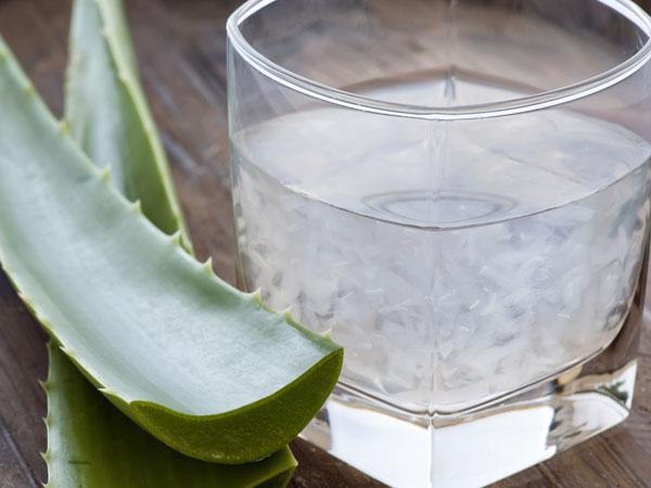 Eliminating Dandruff Using Aloe Vera
