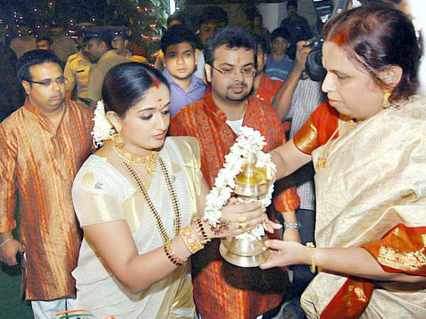 വിവാഹആല്‍ബമൊരുക്കുമ്പോള്‍...