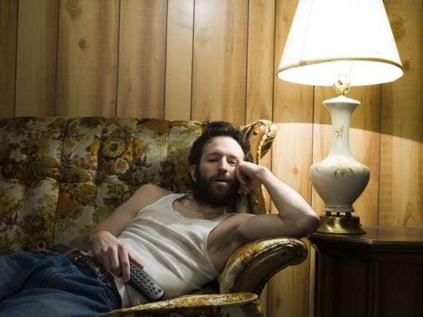 സോഫകളില്‍ ഇരിപ്പുറപ്പിച്ചോ