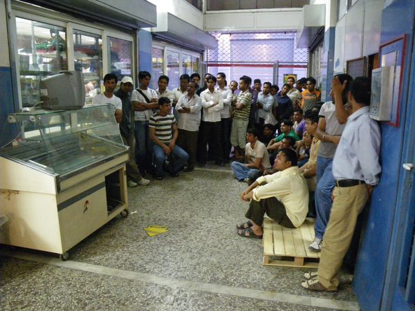 കളി തുടങ്ങുന്നതിനു മുന്‍പ്