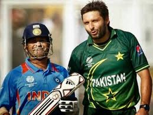 ക്രിക്കറ്റ്‌ രഹസ്യങ്ങള്‍