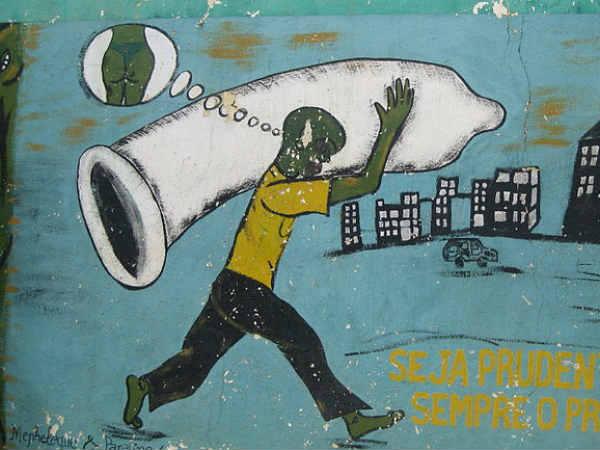 തെറ്റായ രീതിയില്‍ ധരിക്കല്‍ 