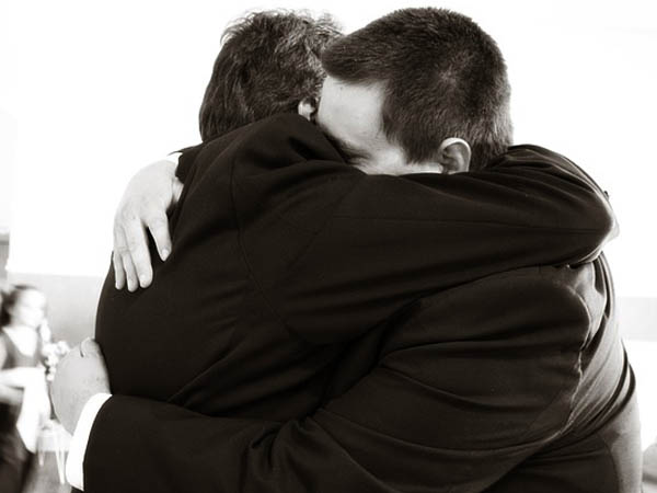 വിചിത്രം, ഈ ആചാരങ്ങള്‍