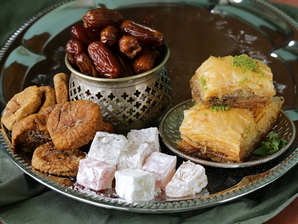 പഴകിയവ ഒഴിവാക്കുക