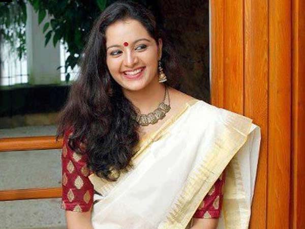  മഞ്ജു വാര്യര്‍