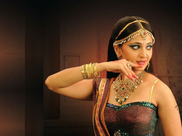 വെള്ളം വെള്ളം സര്വ്വത്ര വെള്ളം വെള്ളം സര്വ്വത്ര