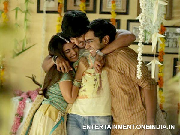 നിങ്ങളെ കുഴപ്പത്തില്‍ ചാടിക്കാനും അവള്‍ ധാരാളം