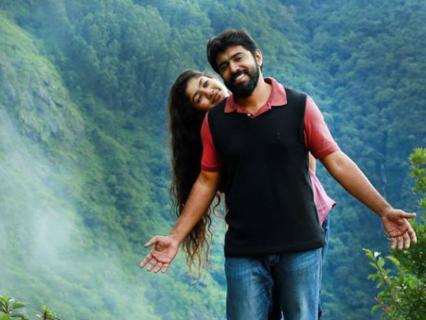 പാട്ടുപാടി ദ്രോഹിക്കും