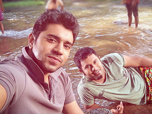  സെല്‍ഫീ ഭ്രാന്ത് കൂടുതല്‍