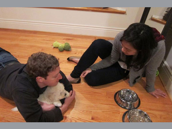 സുക്കര്‍ബര്‍ഗിന്റെ അലമാര