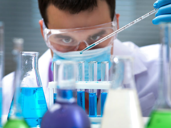 ലാബ് കോട്ട് അത് നിര്‍ബന്ധാ