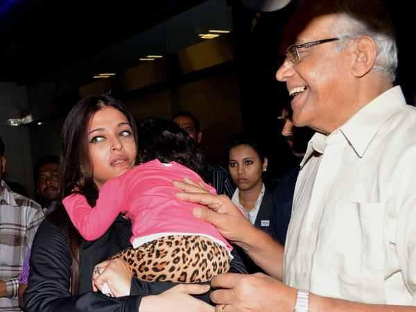 അമ്മമാരെ, ഐശ്വര്യ റായിയെക്കണ്ടു പഠിയ്ക്കൂ