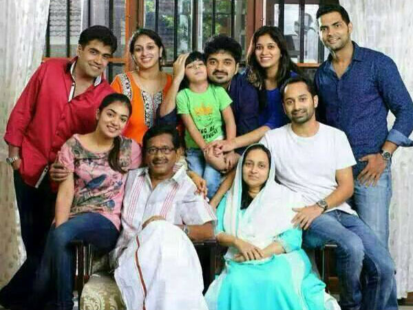 കുടുംബ ഫോട്ടോകള്‍