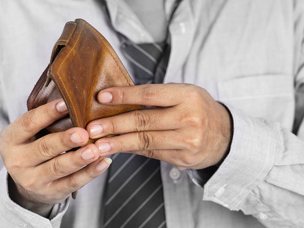 നുണകള്‍ 