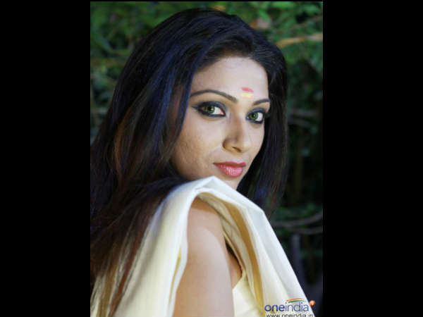 എന്താണ് യക്ഷി