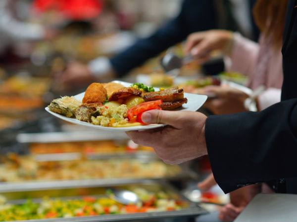 ഹോട്ടല് മുറിയിലെ ഇന്ത്യന് വട്ടുകള് ഹോട്ടല് മുറിയിലെ ഇന്ത്യന് വട്ടുകള്