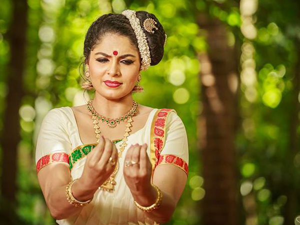 ആശാ ശരത് 