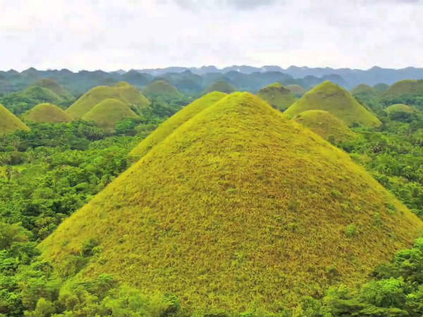 ചോക്ലേറ്റ് ഹില്‍സ്