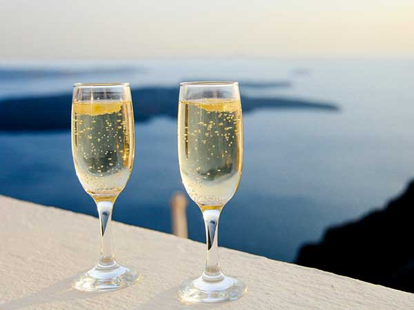 ഷാംപെയ്ന്‍ 