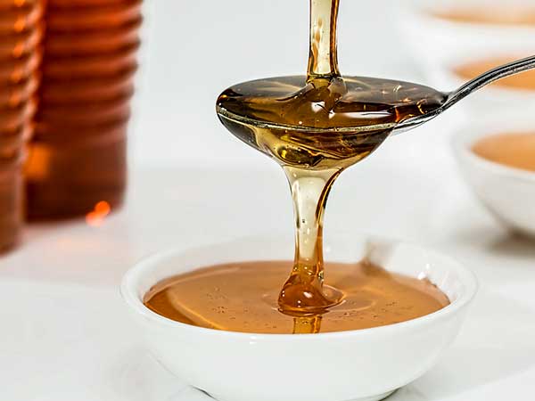 തേന്‍, തൈര് 